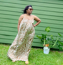 Load image into Gallery viewer, Safari Tan and Cream Maxi Dress 
