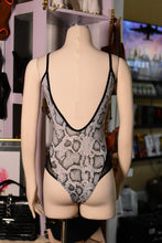 Load image into Gallery viewer, Snake Print Body suit 
